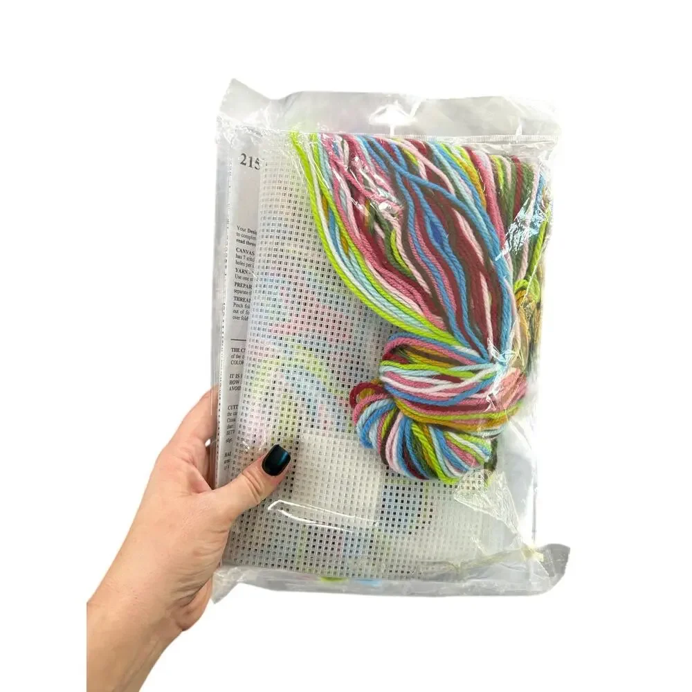 Vtg Plastic Canvas- Floral Rose Arch Design- Unopened- 10x22